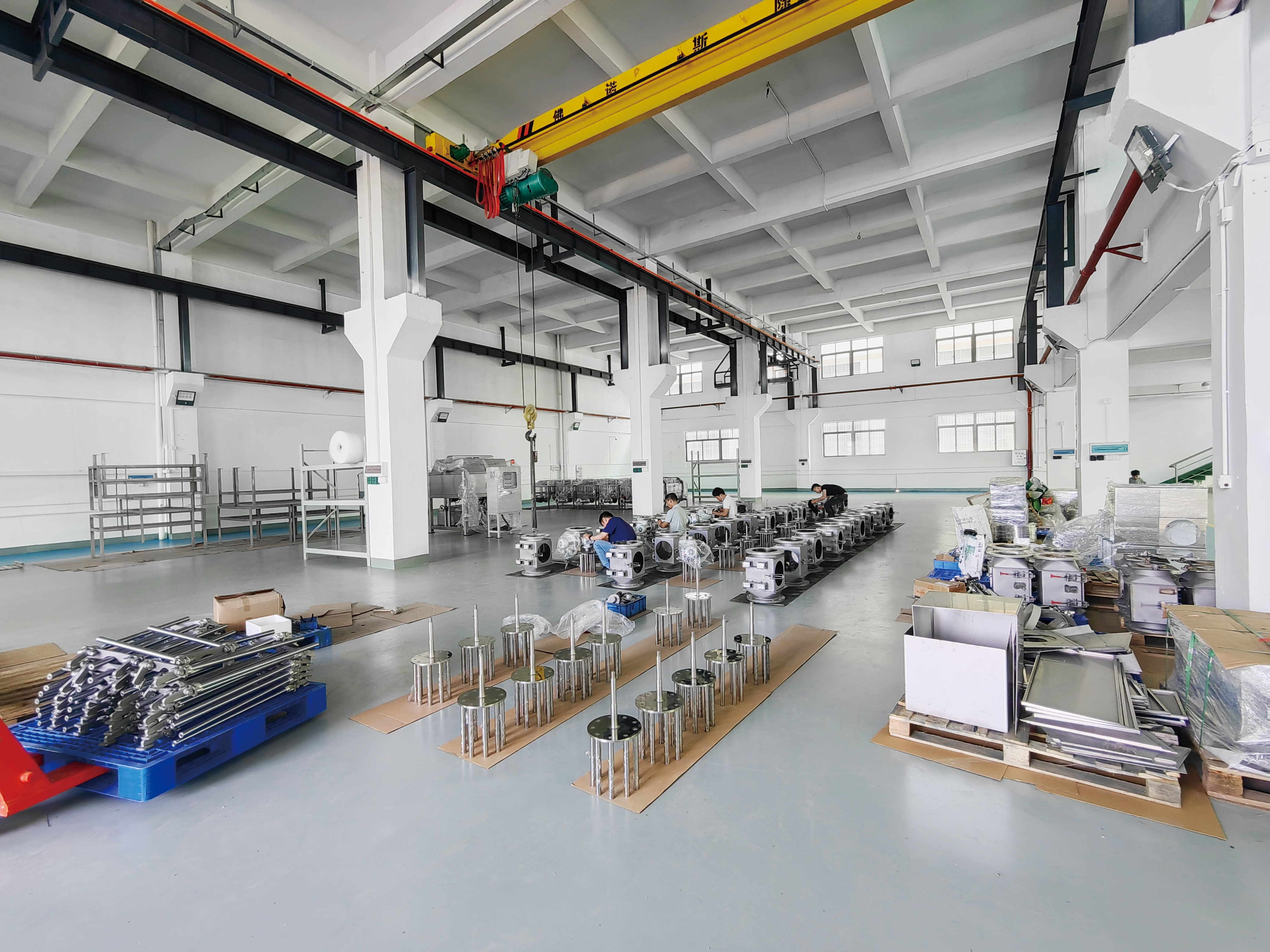 Обладнання для видалення заліза з кераміки