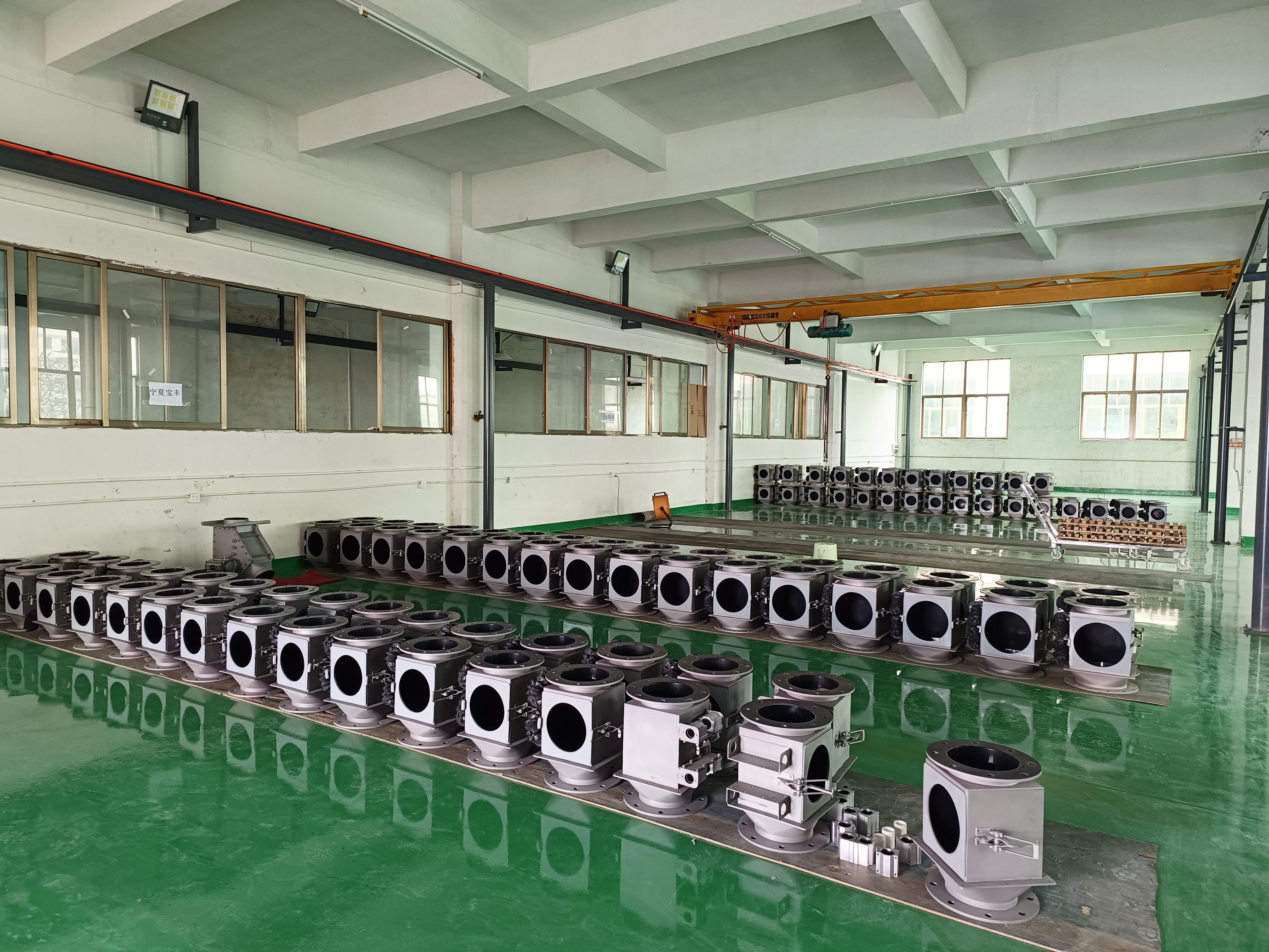 Яке обладнання для видалення заліза підходить для керамічного видалення заліза?